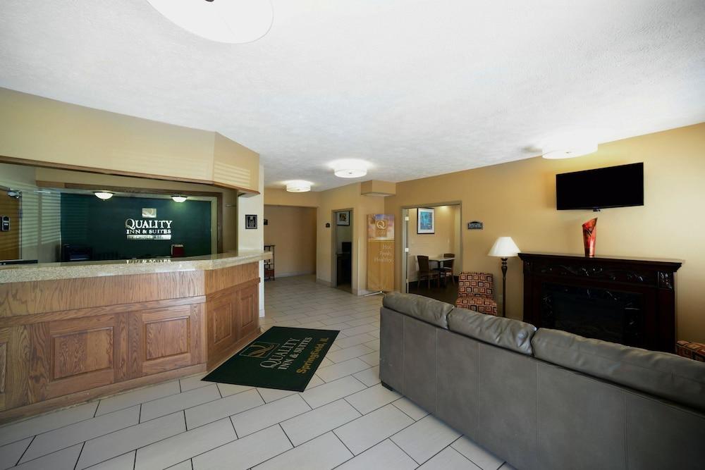 Quality Inn & Suites Springfield Southwest Near I-72 Eksteriør billede